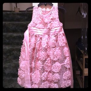 Pink kid’s dress!